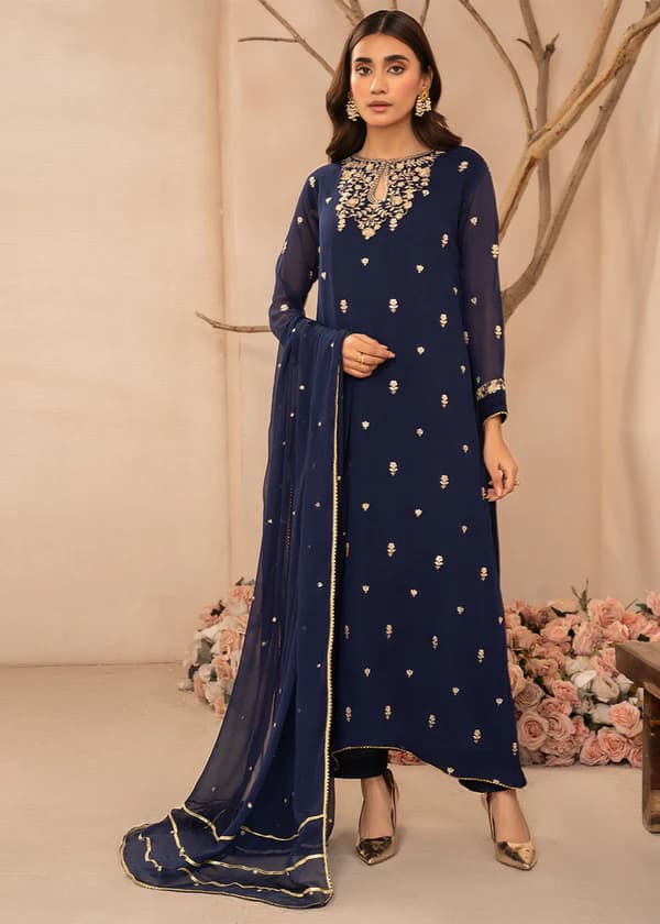 Moti - Luxurious Suit